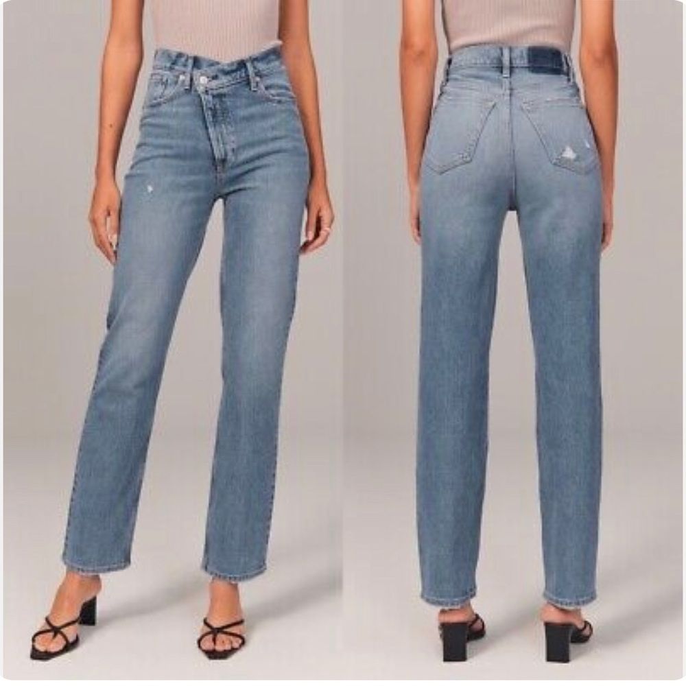 Abercrombie & Fitch 90s Straight Ultra High Rise Criss Cross Jeans 25/0